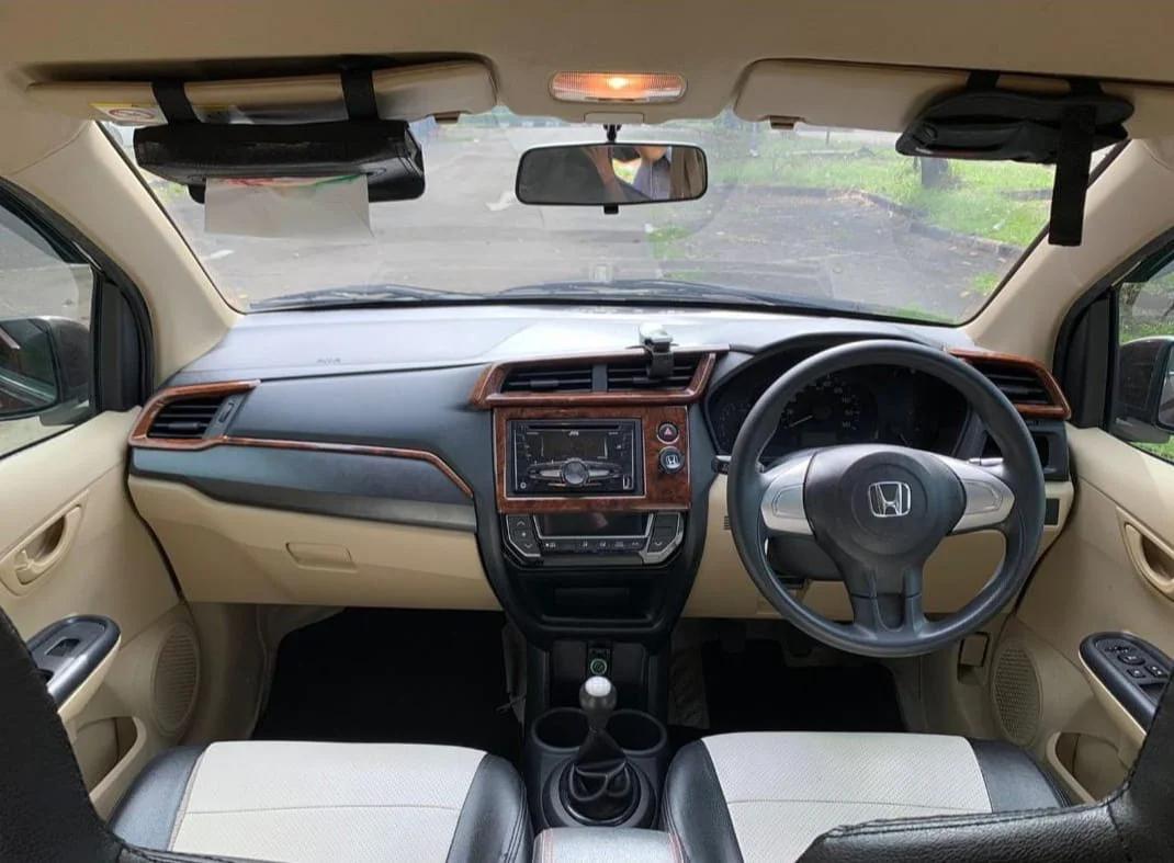 rental mobil jakarta