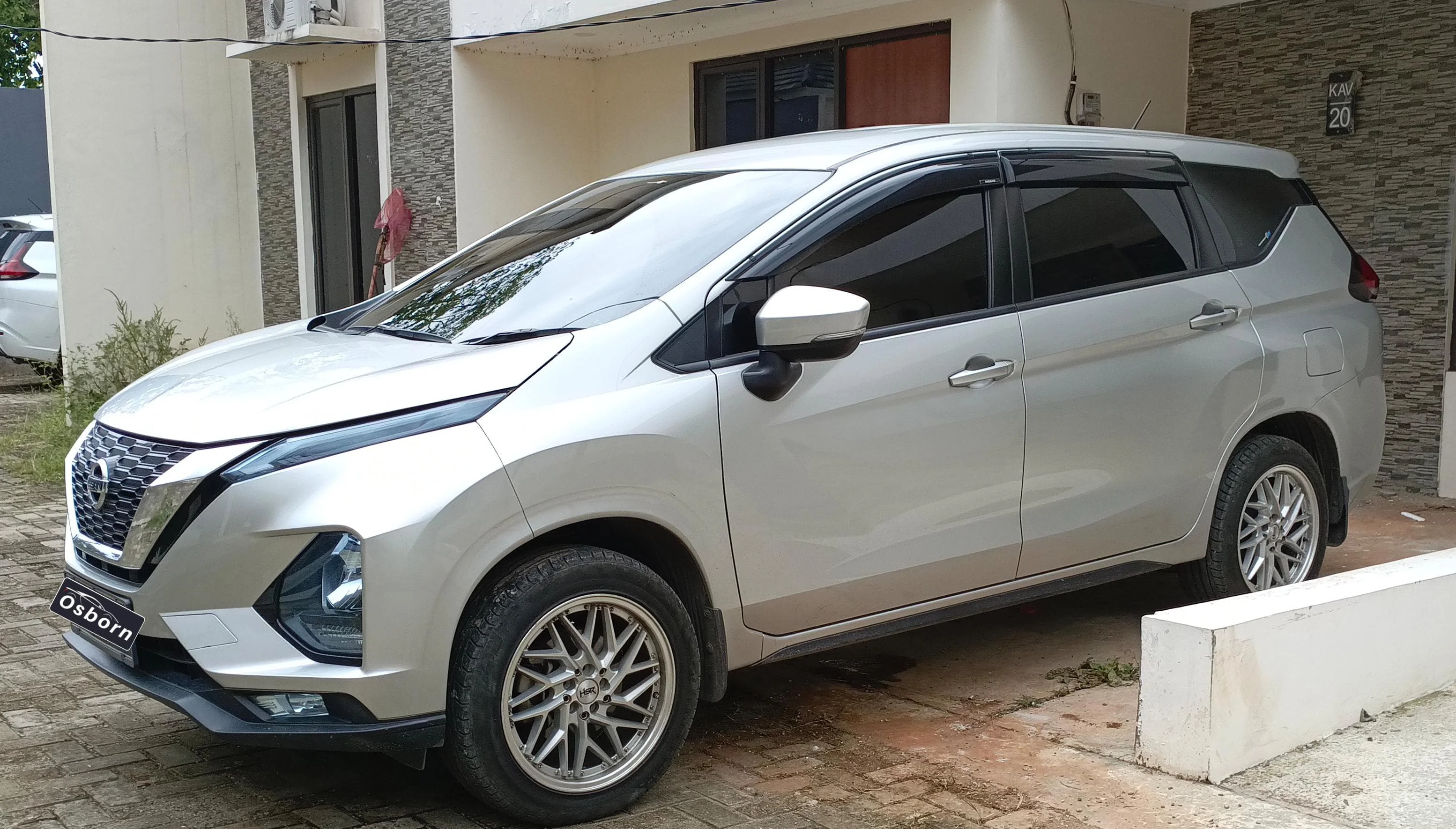 rental mobil jakarta