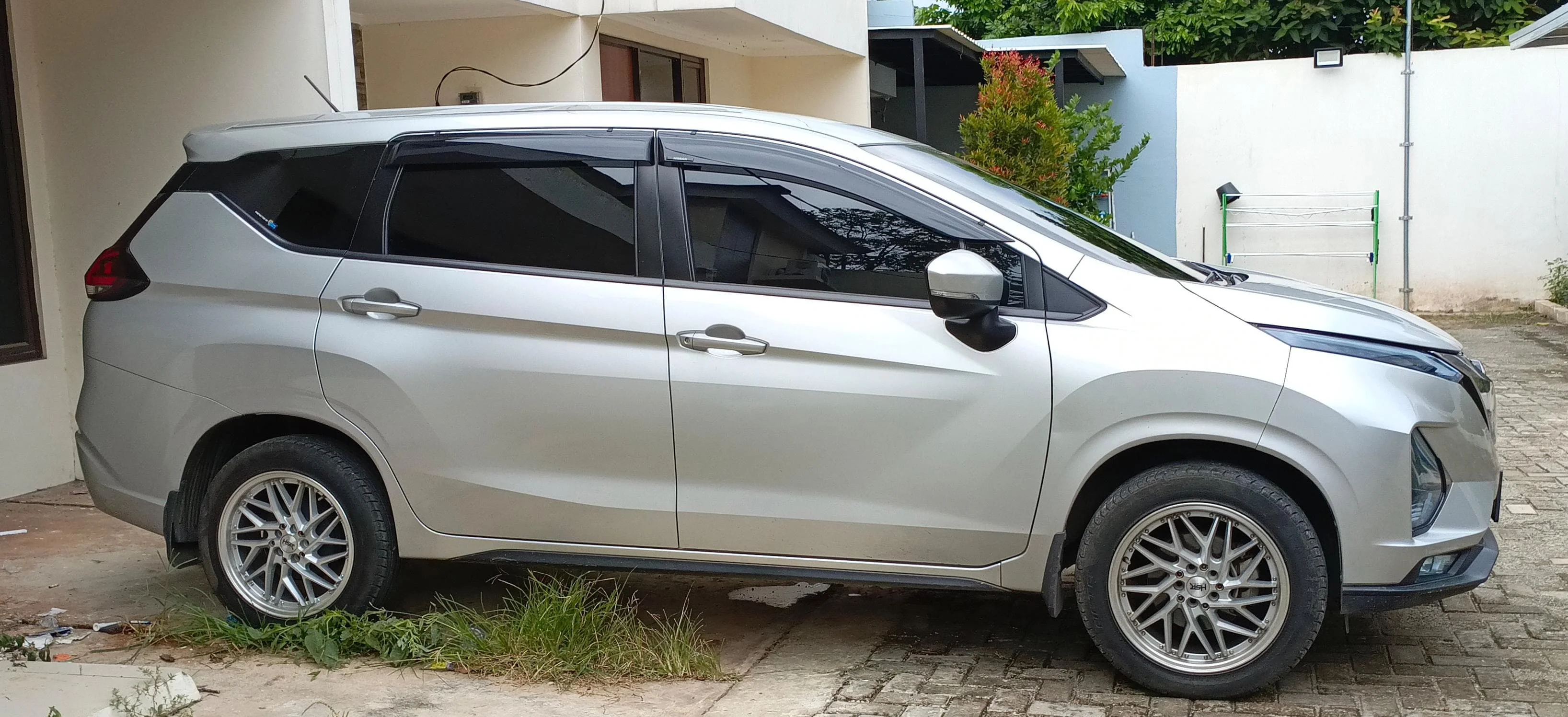 rental mobil jakarta